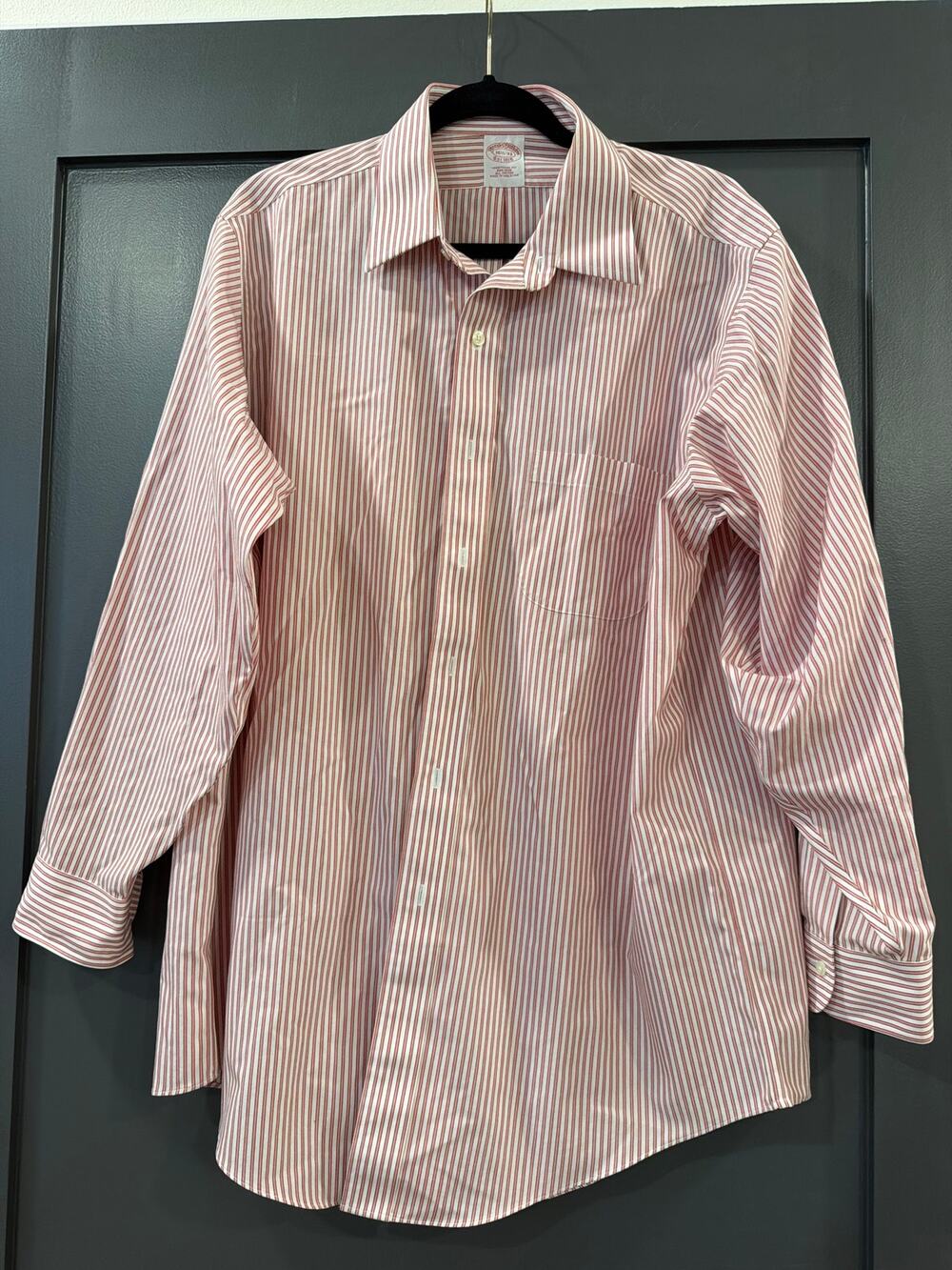 Brooks Brothers Men’s Button Down Dress Shirt. Old Money, Preppy, Classic